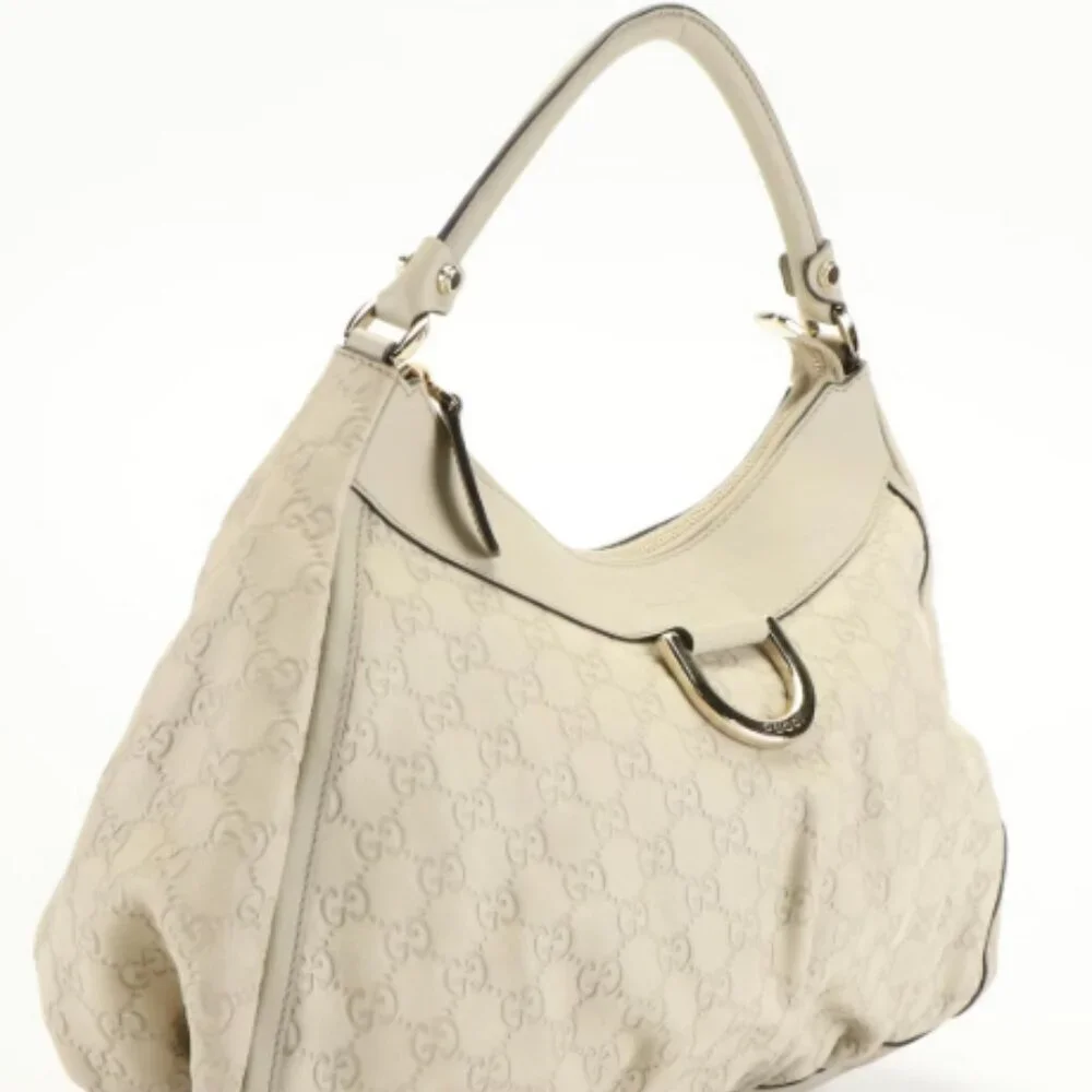 Gucci Off-White Guccissima Abbey D Ring Leather Shoulder Bag